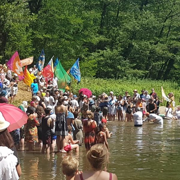 Baptême à la riviere